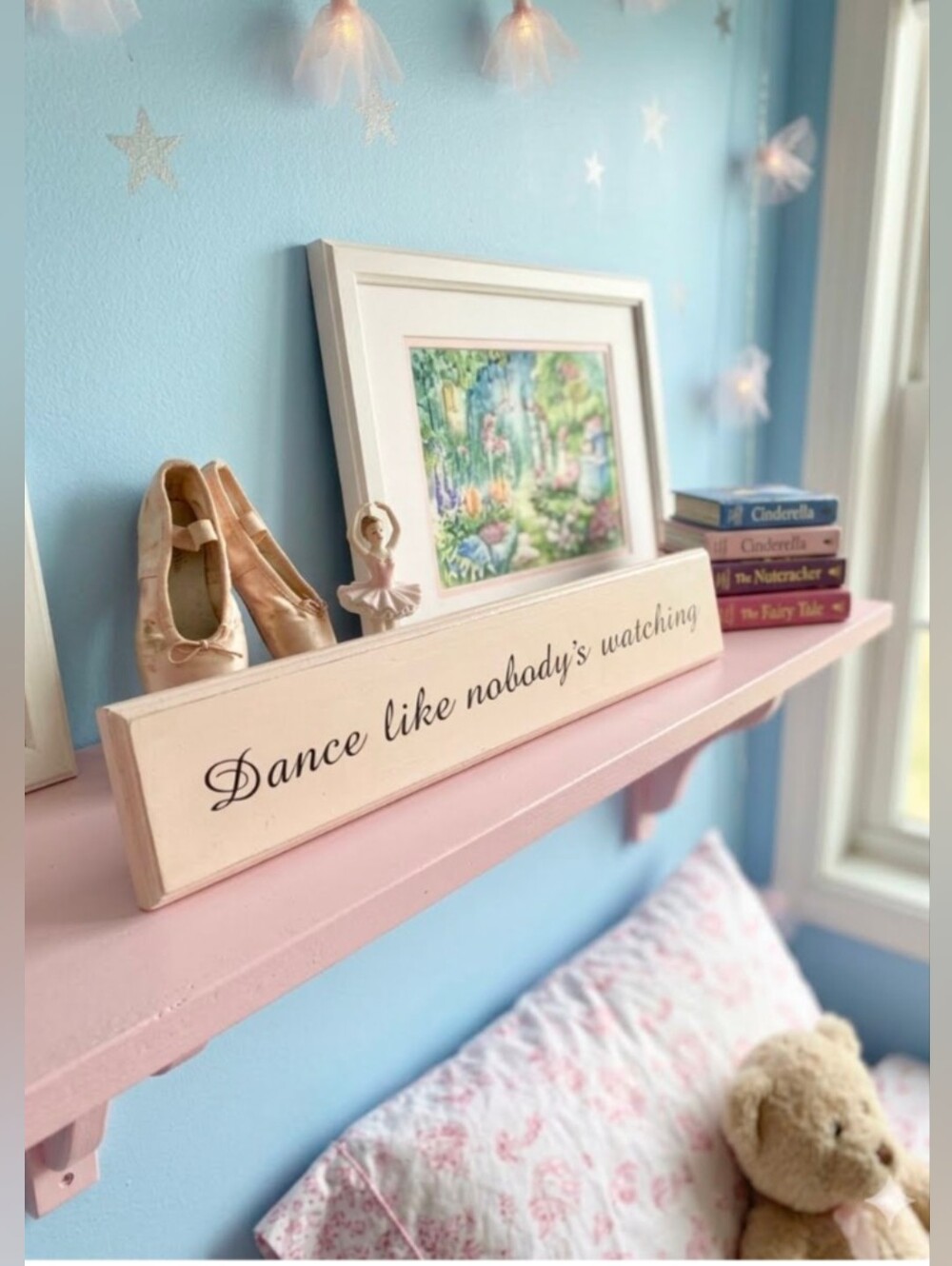"Dance Like Nobody's Watching" Wooden Wall Plaque Ivory Black Pink EUC